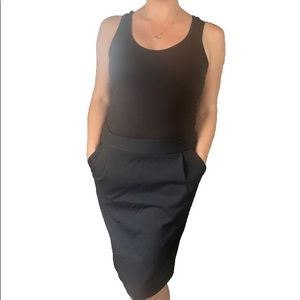 Black Banana Republic pencil skirt with pockets